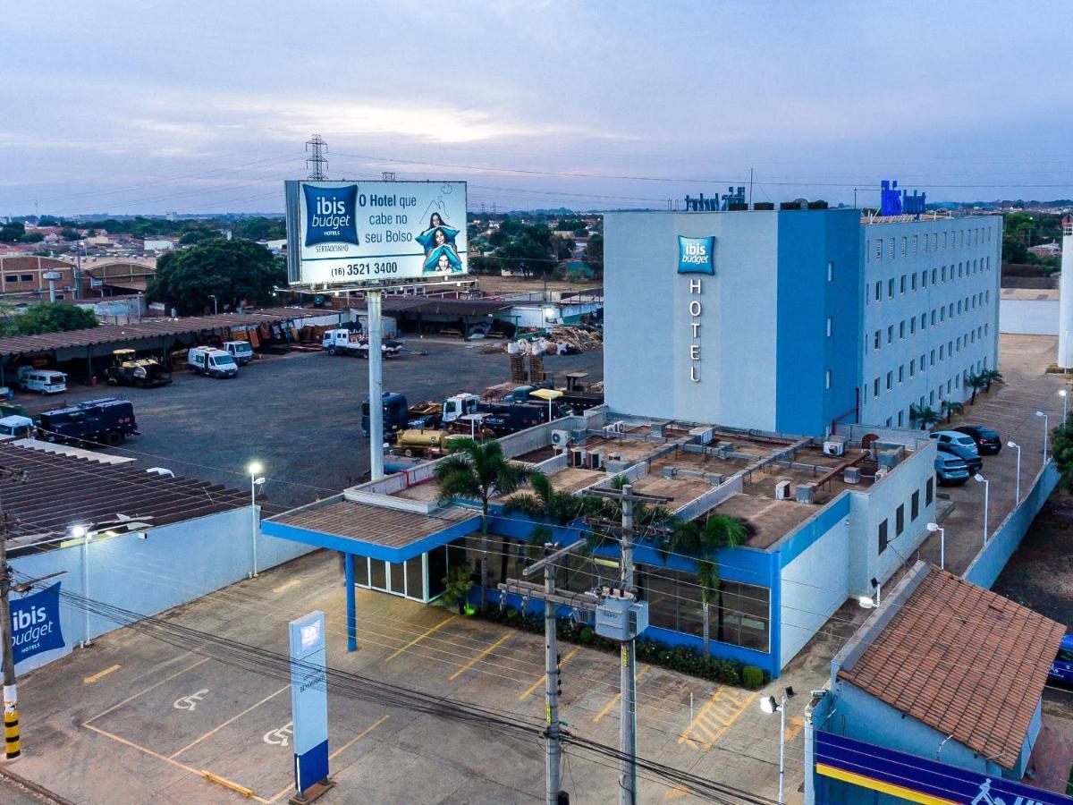 Ibis Budget Sertãozinho Esterno foto