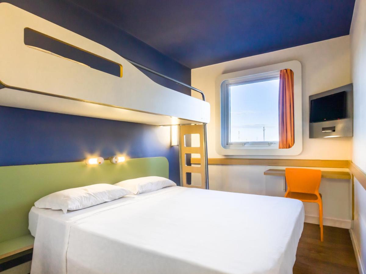 Ibis Budget Sertãozinho Esterno foto