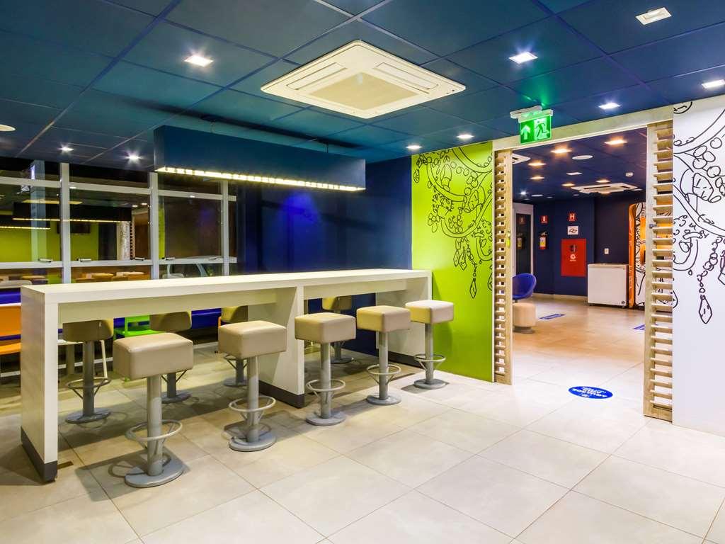 Ibis Budget Sertãozinho Ristorante foto