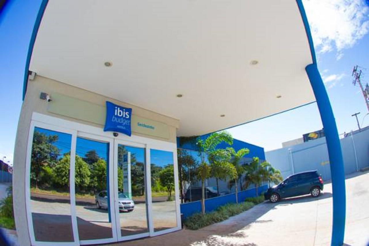 Ibis Budget Sertãozinho Esterno foto