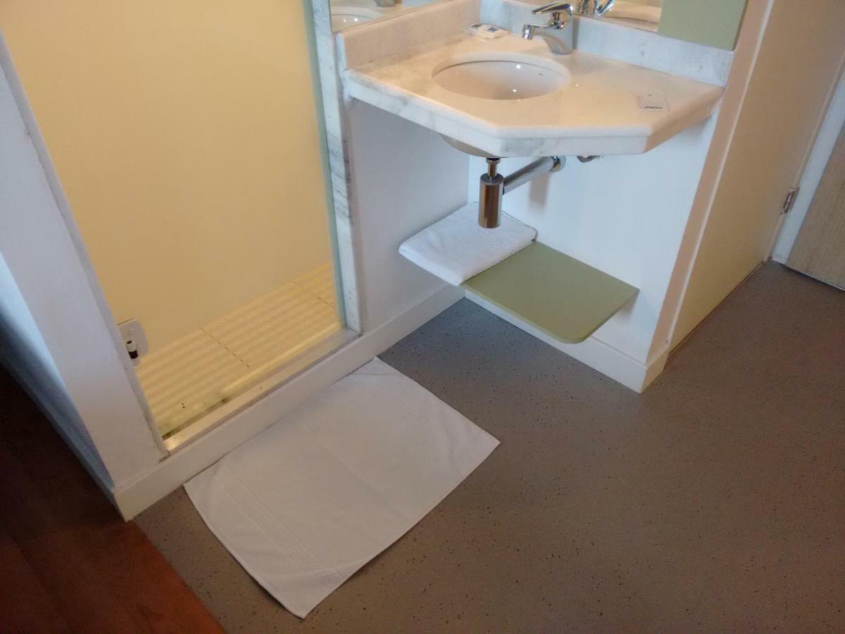 Ibis Budget Sertãozinho Esterno foto